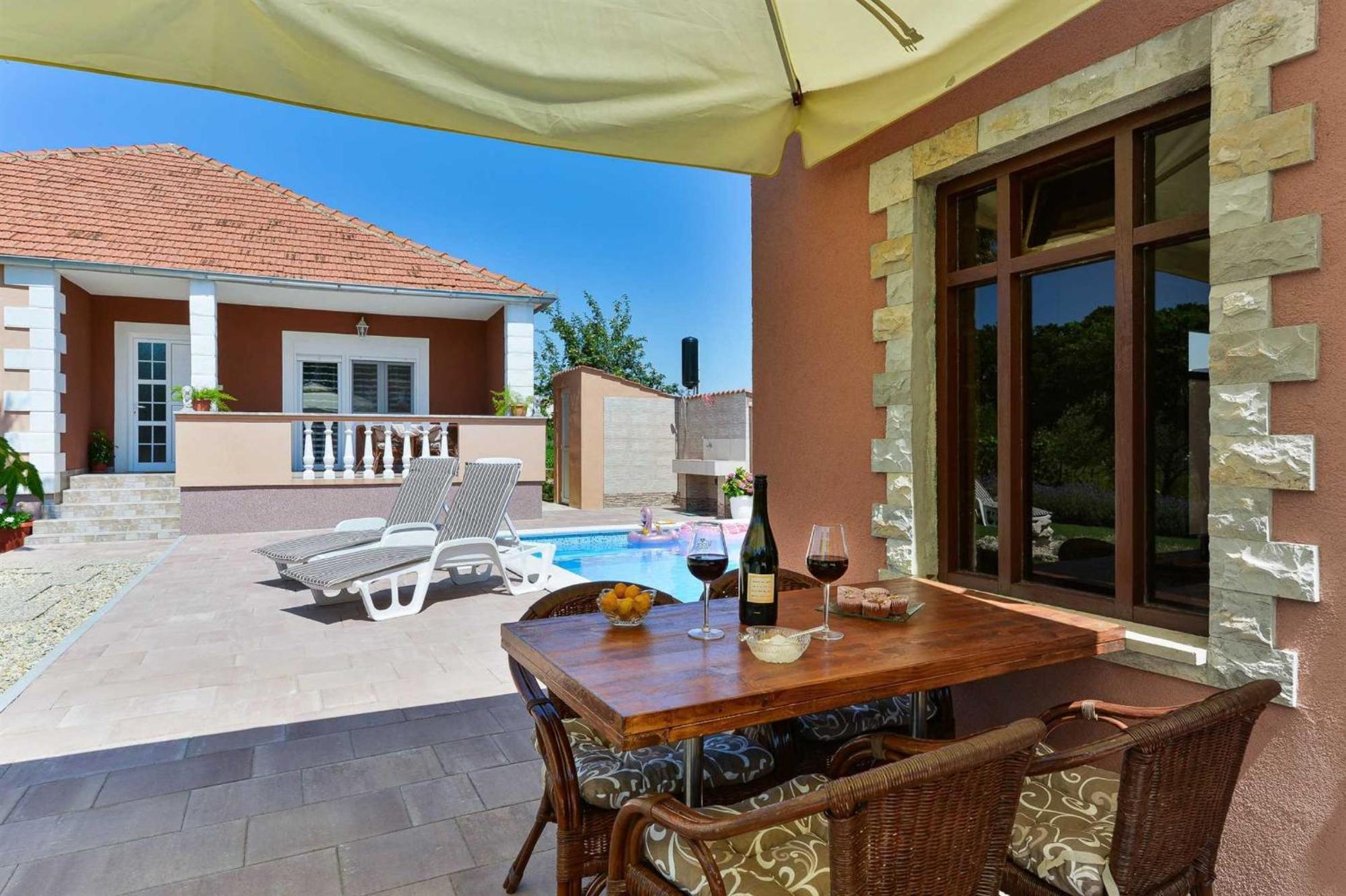 Holiday House Meri, 5+2, Benkovac Extérieur photo